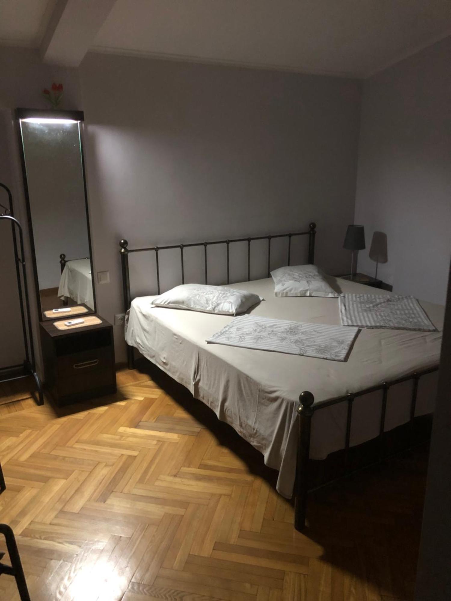 Cozy Guest House In Old Batumi Esterno foto