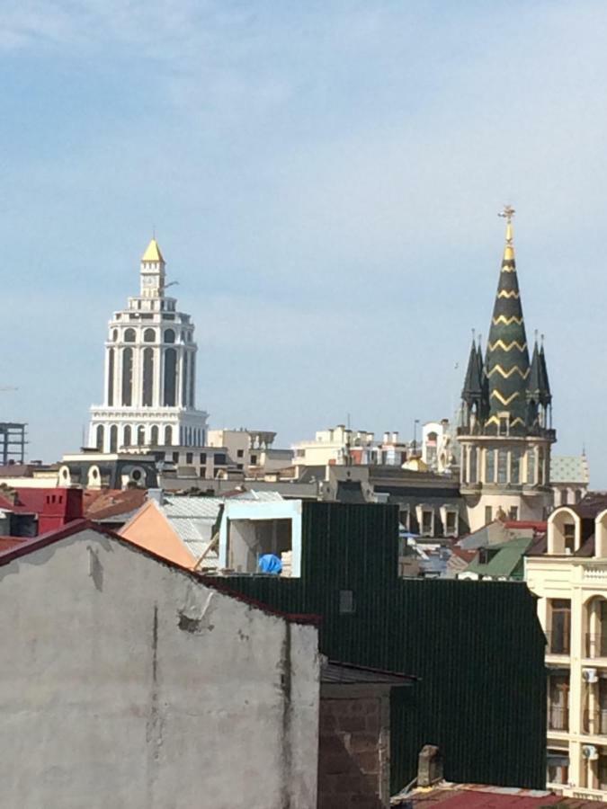 Cozy Guest House In Old Batumi Esterno foto